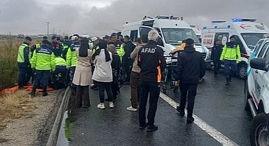Aksaray'da Üzücü Kaza: 2 Asker Şehit Oldu ve 1 Sivil Vatandaş Öldü