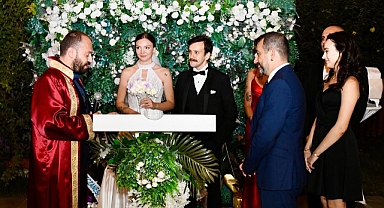 Altıeylül Belediyesi’nden Genç Çiftlere Destek