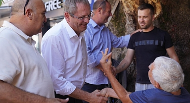 Ayvalık Belediye Başkanı Mesut Ergin, Altınova Mahallesi’nde Esnaf ve Vatandaşlarla Buluştu