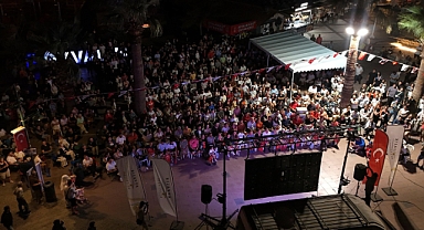 Ayvalık’ta 12 Dev Adam Coşkusu: FIBA 2025 Avrupa Şampiyonası Finali Meydanda Yaşandı