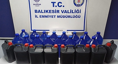 Ayvalık’ta Kaçak Alkol Operasyonu: 120 Litre Etil Alkol Ele Geçirildi