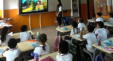 Balıkesir’de “Her Çocuk Bir Fidan, İlk Dersimiz Yeşil Vatan” Etkinliği Öğrencilerle Buluştu