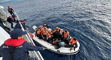 Balıkesir’de Jandarmadan Göçmen Kaçakçılığına Darbe: 43 Düzensiz Göçmen Yakalandı