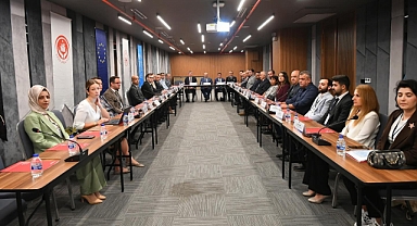 Balıkesir’de Koruyucu Aile Sistemi Paydaş Toplantısı Gerçekleştirildi