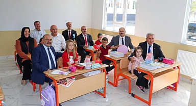 Balıkesir’de Nergiz İlkokulu’nda Eğitim-Öğretim Haftası Coşkusu