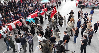 Balıkesir’in Kurtuluşu Büyük Bir Coşkuyla Kutlandı