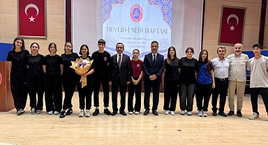 Balıkesir Lisesi’nde Mevlid-i Nebi Programı Düzenlendi