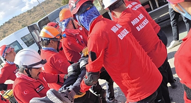 Balıkesir MEB AKUB Ekibi AFAD Akreditasyon Sınavına Katıldı