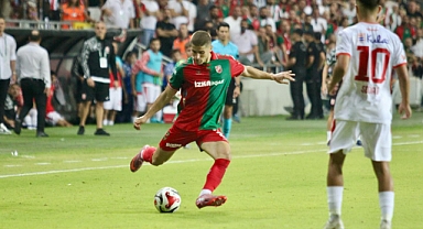 Balıkesirspor, Öne Geçtiği Maçta Karşıyaka’ya Yenildi