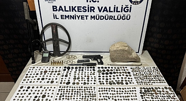 Bandırma’da Tarihi Eser ve Silah Operasyonu