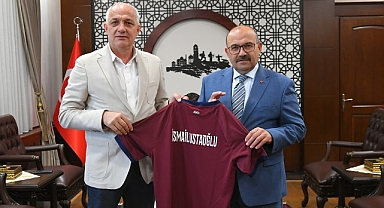 Bandırmaspor Kulübü Başkanı Murat Karakoyun’dan Balıkesir Valisi İsmail Ustaoğlu’na Ziyaret