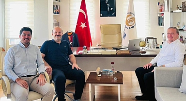 Başkan Önder Lapanta’dan Küçükkuyu’ya Ziyaret: İş Birliği ve Dostluk Vurgusu