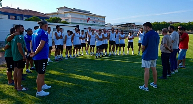 Burhaniye Belediyespor Futbol A Takımı, 2025-2026 Sezonuna İlk Antrenmanla Başladı