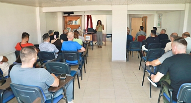 Burhaniye’de Stres ve Kaygıyla Başa Çıkma Semineri Düzenlendi