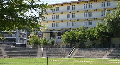 Dursunbey’de Kültür ve Sanata Yeni Mekân: Saz Amfi Sahne Açıldı