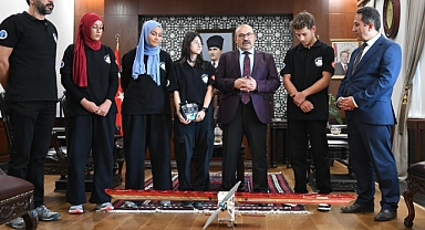 Edremit Anadolu İmam Hatip Lisesi KOCASEYİT İHA Takımı’ndan Teknoloji Başarısı: Dünya İkinciliği ve TEKNOFEST Finali