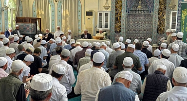 Edremit’te 13 Hafız İçin Hafızlık Cemiyeti Düzenlendi