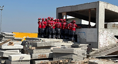 Edremit’te Afet Gücü Artıyor: Kurtarma Ekipleri Uygulamalı Eğitimle Yetkinleşti