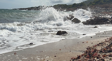 Ege Denizi’nde Fırtına Uyarısı: Balıkesir Valiliği Vatandaşları Uyardı