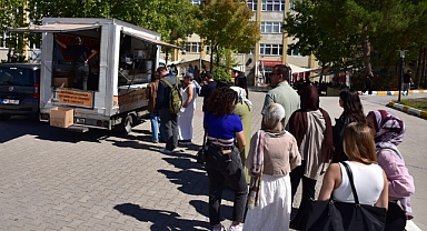 Erdayı Ailesi Anısına Lokma Hayrı: BAÜN’de Gelenek Devam Ediyor