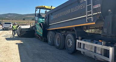 Gönen Devlet Hastanesi Acil Çıkış Yolunda Asfalt Çalışmaları Başladı
