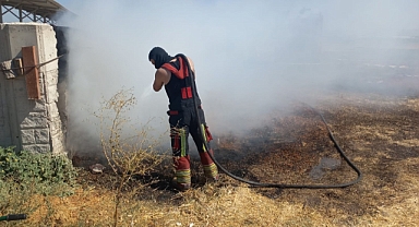Halalca-Ovaköy Arasında Arazi Yangını Paniğe Neden Oldu