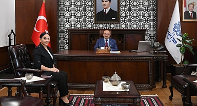 İl Kültür ve Turizm Müdürü Neslihan Vurucu’dan Balıkesir Valisi İsmail Ustaoğlu’na Ziyaret