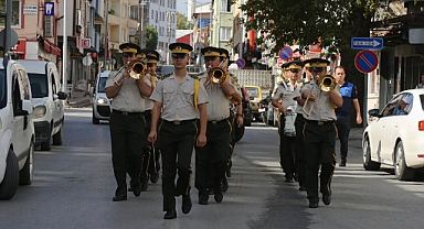 İvrindi’nin Kurtuluşunun 103. Yıl Dönümü Coşkuyla Anıldı