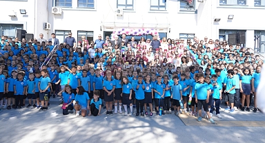 Şiirler, Türküler ve Eğlenceyle Dolu Burhaniye İlköğretim Haftası