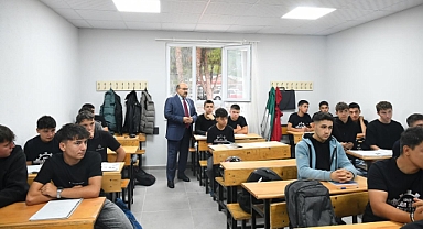 Vali İsmail Ustaoğlu, Altıeylül’de Eğitim Alanında İncelemelerde Bulundu