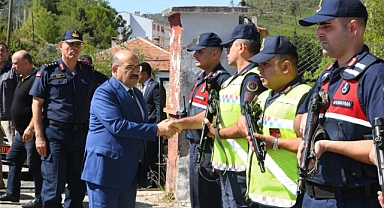 Vali İsmail Ustaoğlu’ndan Bigadiç’te Jandarma Karakoluna Ziyaret