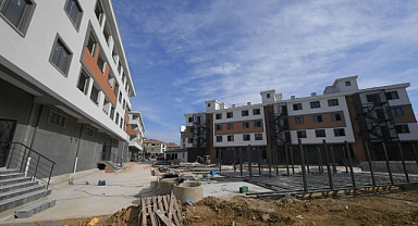 Vali Ustaoğlu, Bandırma KYK Kuşcenneti Öğrenci Yurdu’nu Yerinde İnceledi