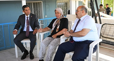 Vali Ustaoğlu’ndan Karaağaç Şehitliği Gönüllüsüne Teşekkür Ziyareti