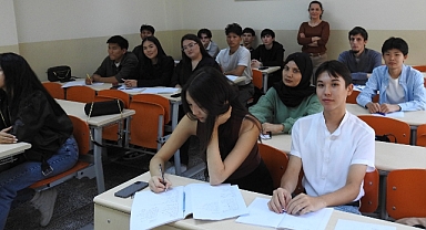 10 Ülkeden 58 Kursiyer Türkçe’nin Temellerini Balıkesir’de Öğreniyor