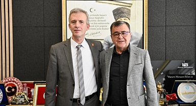 Altıeylül’de Birlik Mesajı: Başkan Şehirli İlçe Yönetimini Ağırladı