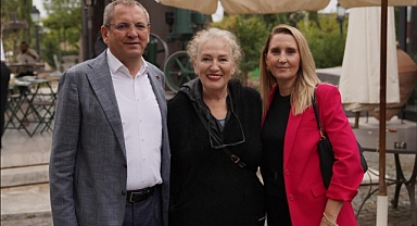 Ayvalık’ta Zeytin Hasadının Kalbi Kürşat Zeytin Evi’nde Attı