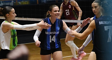 Balıkesir Büyükşehir Belediyespor, Kurtdereli’de 3’te 3 Yaptı: Çerkezköy Akademi Voleybol’u 3-1 Mağlup Etti