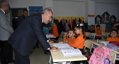 Balıkesir’de Eğitimde Türkiye Yüzyılı Maarif Modeli Ziyaretleri Sürüyor