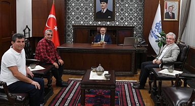 Balıkesir’de Vali İsmail Ustaoğlu’na Yoğun Ziyaret Trafiği