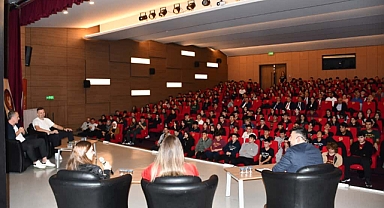 Balıkesir’de “Zirvedeki Sporcu Buluşmaları” Gençlere İlham Verdi