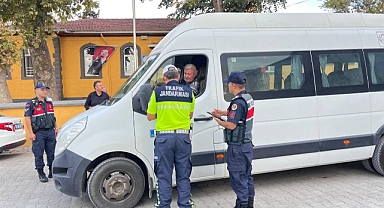 Balıkesir Jandarmasından Öğrencilerin Güvenliği İçin Yoğun Denetim