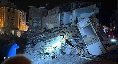 Balıkesir'de Şiddetli Deprem ve Artçı Sarsıntılar