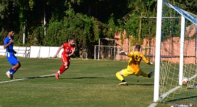 Balıkesirspor, Alanya 1221 FSK’yı 2-0 Mağlup Etti