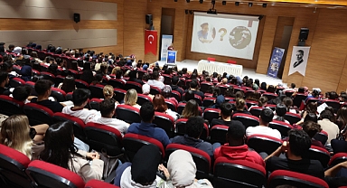 Bandırma Onyedi Eylül Üniversitesi’nde “Yurtdışı Kariyer Olanakları: İngiltere Örneği” Etkinliği Yoğun İlgi Gördü