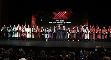 Bandırma Onyedi Eylül Üniversitesi Rektörü Prof. Dr. İsmail Boz, 2025–2026 Akademik Yılı Açılış Törenine Katıldı