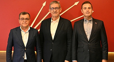 Başkan Ahmet Akın’dan CHP İl Başkanlığı’na Ziyaret