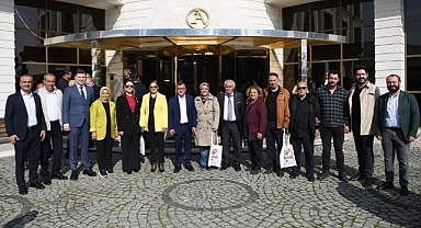 Başkan Hakan Şehirli, Altıeylül Muhtarlarıyla Bir Araya Geldi