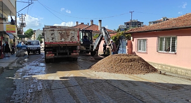 BASKİ Kadıköy Mahallesi’nde Patlayan Su Hattına Anında Müdahale Etti