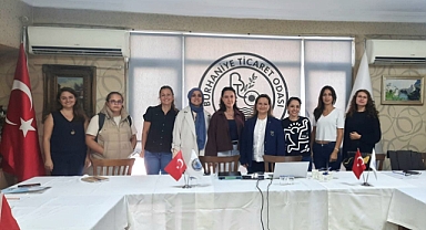 Burhaniye’de Kadın Girişimcilere Dijital Dünya Eğitimi!