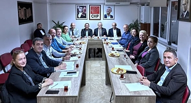 CHP’li Başkan Mirza Ve Teşkilat Meclis Gündemini Masaya Yatırdı